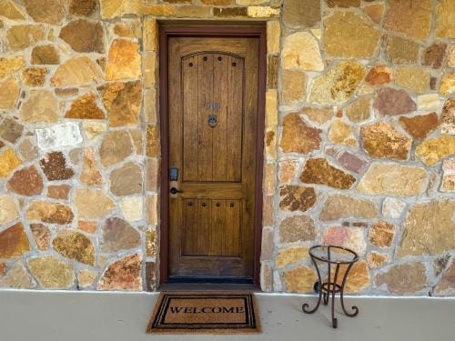 202_w_single_roomlre_01-6686