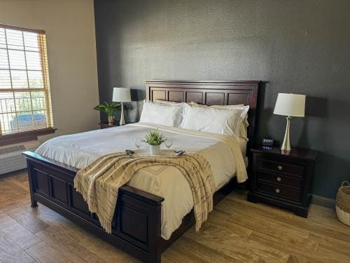 950202_w_single_roomlre_02-6689